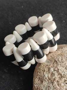 Nouveau Bracelet Élastique Bohème Géométrique en Résine Noire et Blanche avec Perles, Grande Taille, à Faire Soi-même, pour Femmes - Product Image 4