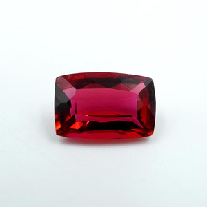 พลอยมรกตปลูกในห้องปฏิบัติการสีแดง: เบาะตัด1.65 CT, 9x6x4MM - Product Image 1