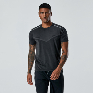 T-shirt sportif pour homme à col rond, manches courtes, couleur unie, séchage rapide, tricoté, coupe ajustée, longueur normale, en polyester - Product Image 4