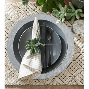 ถาดโลหะทำมือสำหรับตกแต่ง ถาดวางของตกแต่งทางเข้า งานฝีมือไม้ ดีไซน์ทันสมัยอเนกประสงค์ ของขวัญคริสต์มาส ซาฮิด เอ็กซ์พอร์ต - Product Image 2