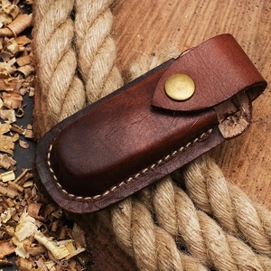 Couteau de poche en acier Damas fait main de haute qualité avec étui en cuir, cadeau idéal pour le camping, pour papa, support OEM et ODM - Product Image 5