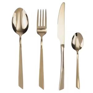 Ensemble de couverts de luxe en acier inoxydable pour présentation sur table, élégants pour les événements - Product Image 3