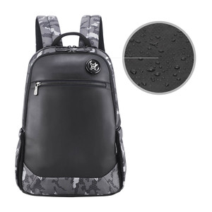 Mochila para portátil Arctic Fox Militant Camo negra con puerto USB, bolsa de viaje Oxford - Product Image 1