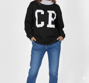 เสื้อสเวตเชิ้ตคอเต่าสีแดงสำหรับผู้หญิง พิมพ์ลายตัวอักษร CP สีขาว ทรงลำลอง ผ้าถักขนนุ่ม มีตัวเลือกสีตามสั่ง คอเต่า - Product Image 4