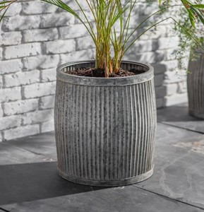Macetas metálicas industriales galvanizadas hechas a mano, estilo antiguo y vintage, para exteriores, con acabado lavado en blanco, más vendidas. - Product Image 3