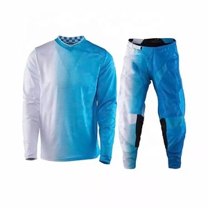 Maillot de motocross Elite Performance, options manches longues ou courtes, tissu respirant, confort et agilité maximum - Product Image 1