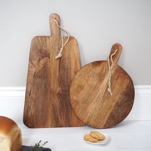 Natural Wooden Cutting Board for <b>Kitchen</b> Round Wooden Chopping Board With Handle Natural Wood Finish <b>Kitchen</b> Cutting Block - Product Image 4