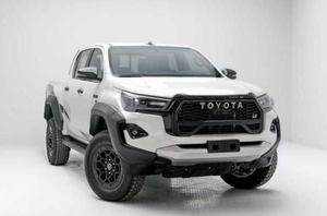 ขายรถกระบะไฮลักซ์ GRS 4.0L ปี 2026 เกียร์ธรรมดา/อัตโนมัติ รุ่นพรีเมียม - Product Image 2