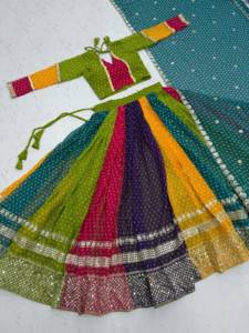 Ensemble Lehenga en Chiffon Color Block avec Ornements en Strass, Tenue Traditionnelle Indienne pour Mariage, Vêtement Ethnique pour Femme - Product Image 4