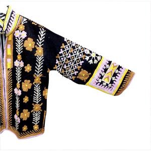 Chaqueta de Algodón Tejida con Bordado Floral Tradicional para Mujer, Cuello Mandarín, Hecha a Mano, Manga Larga, Invierno, A2ZCraftBazar - Product Image 5