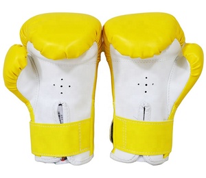 Gants de boxe en cuir noir de haute qualité, design unique pour l'entraînement et la compétition, logo personnalisé MALUNET ENTERPRISES - Product Image 3