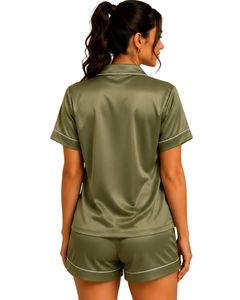 Conjunto de Pijama de Satén Verde Oliva Personalizado por el Fabricante, Ropa de Dormir de Seda para Mujer, con Bolsillo Bordado, Manga Corta, Conjunto de Ropa de Dormir Suave - Product Image 4