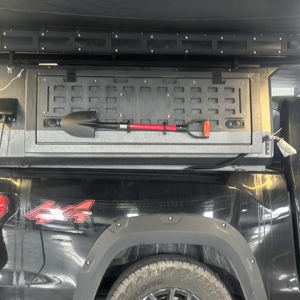 Coque de camping-car Wedge Pop-Top pour RAM 1500 avec benne de 5,7 pieds, en aluminium, avec tente latérale en Oxford 600D - Product Image 6