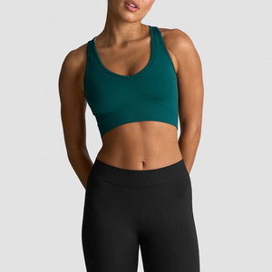 Camiseta sin mangas para gimnasio al por mayor a bajo precio, top corto personalizado para mujer, ajustado al cuerpo, con alto contenido de elastano/spandex/nylon, de color liso. - Product Image 3