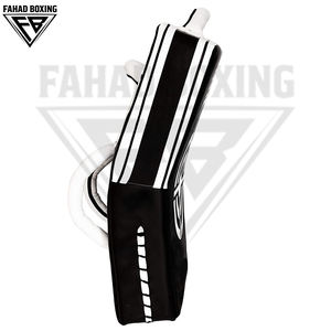 เป้าซ้อมมวยโค้งสีดำทอง ทำจากโฟมความหนาแน่นสูง ปรับแต่งได้ ทนทาน ดูดซับแรงกระแทก เหมาะสำหรับการฝึกศิลปะการต่อสู้ - Product Image 5