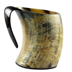 Tasse à boire en corne de buffle avec finition naturelle, design de créateur, objet décoratif pour la maison - Product Image 3