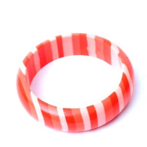 2026 New design High Quality <b>resin</b> bangles <b>Resin</b> <b>crafts</b> with pearls gift bangles <b>Resin</b> bangles for weddings Party Woman - Product Image 5