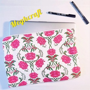 Sac pour ordinateur portable en coton imprimé floral bohème, écologique et doux, sac matelassé artisanal pour une protection supplémentaire pour un usage quotidien, en gros - Product Image 3