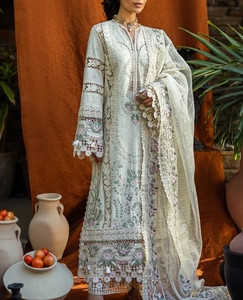 Ensemble Kurta rose sans manches pour femme, brodé, avec col à appliques florales et pantalon assorti - Product Image 6