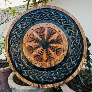 Grand bouclier nordique en bois, design rond viking, fabriqué à la main pour l'affichage historique, les costumes et la collection - Product Image 1