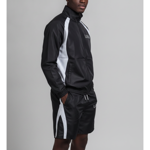 Conjunto Deportivo Premium Unisex de Chaqueta Cortavientos de Nailon Negro y Pantalones Cortos para Correr, con Parches Personalizados, Informal, de 2 Piezas, para Gimnasio y Fitness, para Hombre - Product Image 3