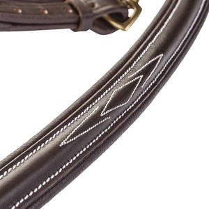 Pechera ajustable para polo ecuestre, diseñada para un ajuste seguro, equilibrio en el montar, entrenamiento y uso diario ecuestre. Proveedor de pecheras. - Product Image 3