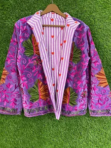 Chaqueta Bohemia de Terciopelo Morado con Bordado Suzani, Motivo Floral Multicolor, Moda Étnica, Ropa de Abrigo de Primavera - Product Image 1