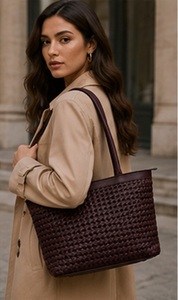 Sac fourre-tout vintage en cuir véritable tressé marron foncé de qualité supérieure pour femme, sac à bandoulière de luxe fait main, pour la plage et le quotidien, OEM ODM - Product Image 3