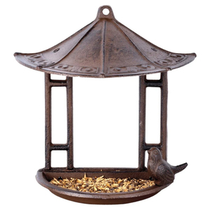 Comedero para pájaros colgante de metal vintage con techo cónico y diseño de percha para uso en jardín exterior, resistente al óxido, forma redonda - Product Image 4