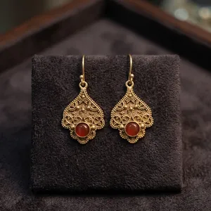 Pendientes de latón con piedra de ónix roja |   Joyería Artesanal al por Mayor - Product Image 5