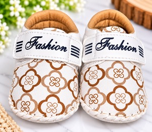 Zapatos de Lona para Bebé, con Estampado Floral, Suaves, con Correa Ajustable, Suela de Raxine Acolchada, para Todas las Temporadas, Qureshi Trading - Product Image 1