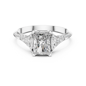 แหวนเพชรทรงเรเดียนท์คัทและทรงทริลเลียนประดับเพชรสามเม็ด น้ำหนัก 1.72 กะรัต สำหรับงานหมั้นและงานแต่งงาน รุ่นรอยัลคราวน์ - Product Image 1