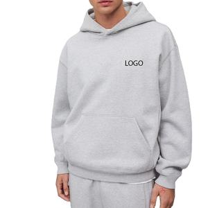 Sweat à capuche pour homme en tissu confortable, au design polyvalent pour un style quotidien, avec logo pour une touche fonctionnelle et un style abordable. - Product Image 1