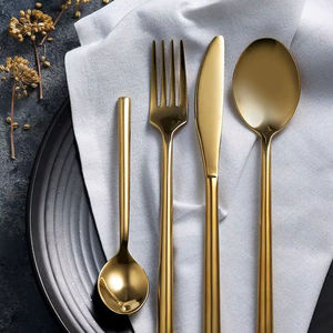 Cubiertos de mesa inspirados en el estilo de vida parisino, seleccionados para mesas íntimas, anfitriñez con estilo y escenas gastronómicas cultivadas. - Product Image 1