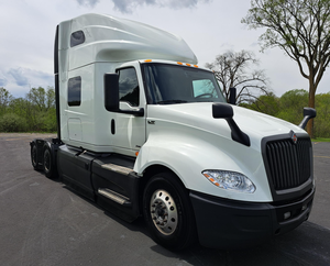 Camion semi-cabine abordable d'occasion 2020 2023 2021 INTERNATIONAL LT625 Camion cabine conventionnelle - Product Image 4
