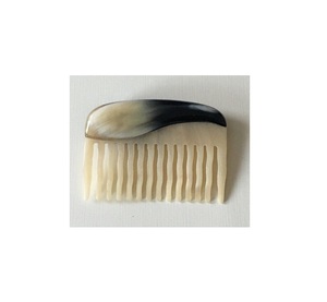 Peine de cuerno de búfalo natural duradero para hombres, para el cuidado de la barba y el bigote, reducción de electricidad estática, accesorio de lujo hecho a mano - Product Image 3