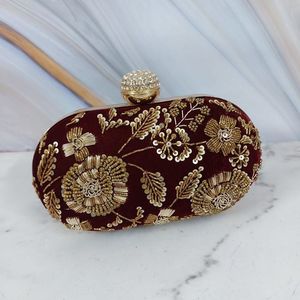 กระเป๋าคลัทช์ปักลายคริสตัลเพชรประดับมุกสำหรับงานเลี้ยงงานแต่งงาน ทำมือสำหรับสุภาพสตรี - Product Image 2