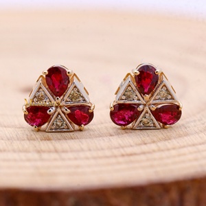 Pendientes de tuerca de oro amarillo macizo de 14K al por mayor con rubí natural de corte pera y racimo de diamantes triangulares, Memoria Jewels - Product Image 6