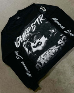 เสื้อยืดแขนสองชั้นประดับเพชรแบบย้อมสีเอซิด ยูนิเซ็กซ์ แขนสองชั้น พร้อมลายปักแบบดิสเทรส สั่งซื้อจำนวนมาก - Product Image 6