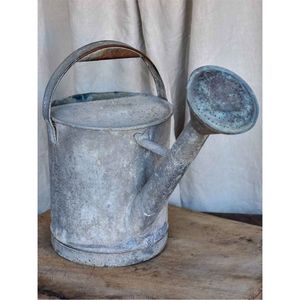 Wholesale Vintage Galvanized <b>Metal</b> Watering Can Rustic Zinc Garden Plant Water Pot Long Spout Indoor Outdoor Farmhouse Decor - Product Image 1