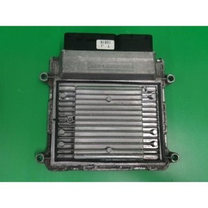 Unidad de Control del Motor Carens II 2006-2010 Usada ORIGINAL 3910225700 - Product Image 1
