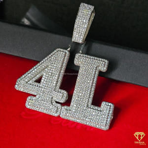 จี้ห้อยคอแบบกำหนดเอง "J5" ประดับเพชรโมอิสซาไนต์ สไตล์ฮิปฮอป สร้อยคอหรูหราแบบ Cuban Link ประดับเพชรระยิบระยับ - Product Image 2