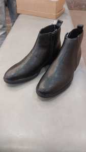 Botas Chelsea de Tobillo de Cuero Genuino con Punta Redonda, Cierre de Cremallera, Suela de Goma Antideslizante, Estilo Otoñal, Color Negro Sólido - Product Image 3