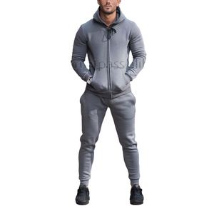 Chándal de fitness de alta calidad para hombre, chándal personalizado de ajuste muscular para hombre, traje de chándal de entrenamiento hecho a medida - Product Image 1