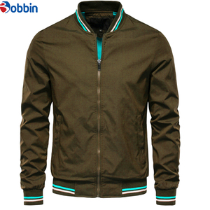 Chaqueta Varsity Personalizada Más Vendida, Chaqueta Bomber Verde Oliva para Hombre, Cierre Frontal con Cremallera, Color Sólido, Manga Regular, Cuello Alto - Product Image 2