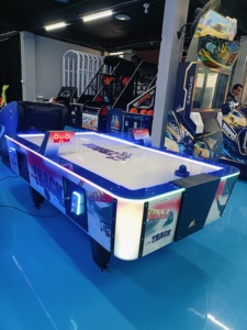 Machine de jeu d'arcade de hockey sur air Fast Track, 2 joueurs, table commerciale 520x860x190mm, 220V 50Hz 150W, divertissement et amusement - Product Image 3