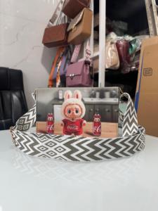 Bolsos Pequeños de Cuero PU de Alta Calidad, Duraderos, Impermeables y Ligeros, con Asa Inspirada en Diseñadores, Bolso Bandolera de Gran Capacidad y Lujo - Product Image 4