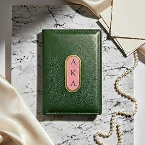 Tarjetero de Cuero AKA, Cartera Delgada Rosa Verde, Estuche para Tarjetas Premium, Porta Identificación Minimalista, Elegante para Uso Diario - Product Image 6