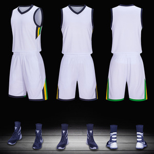 Tenue de basketball personnalisée de haute qualité pour hommes, kit d'équipe de club, uniforme de basketball avec design par sublimation - Product Image 2