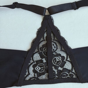 Sujetador de copa fina para mujer, talla grande, con encaje y cierre frontal, ropa interior de copa grande, con aros, transpirable, sin costuras, venta al por mayor - Product Image 2